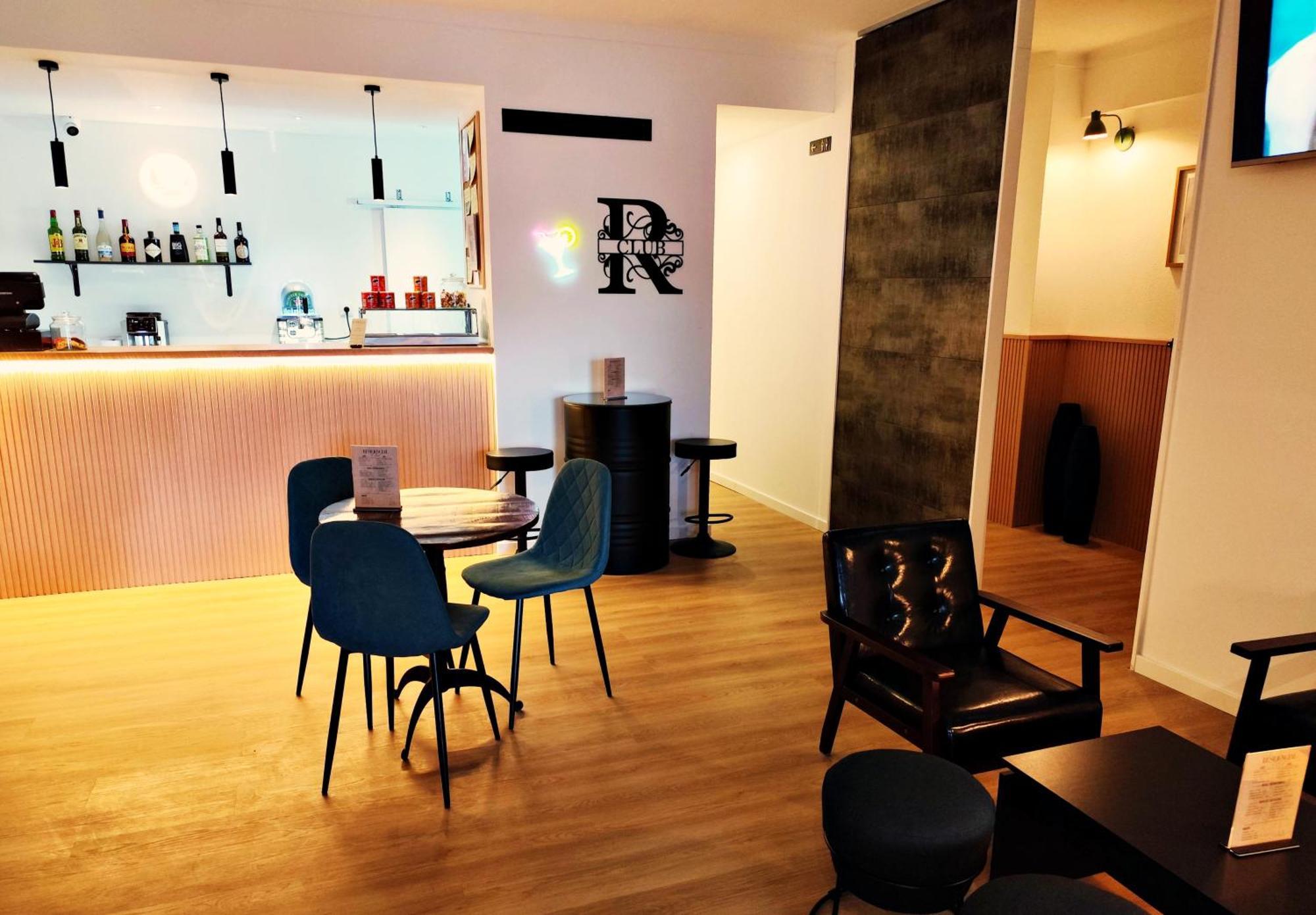 Residencial Douro Hotel เปโซดาเรกวา ภายนอก รูปภาพ